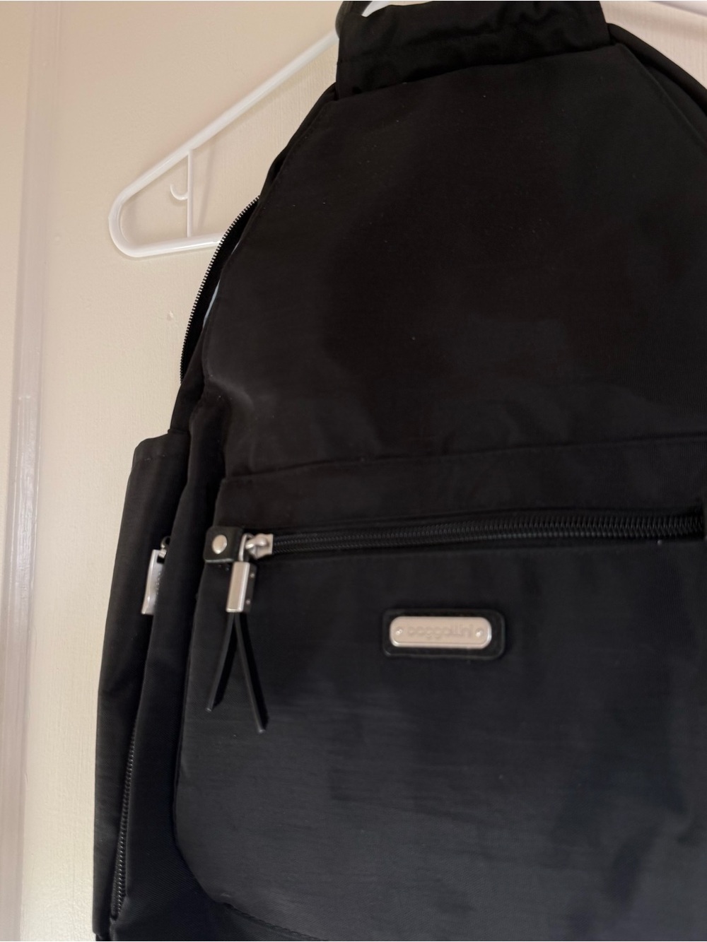 Baggallini Black Everyday Backpack with Front Zip Pocket - Picture 2 of 6
